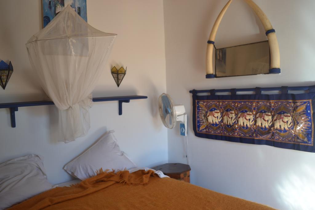 Fabuleuse Villa Keur Bibou Ντακάρ Δωμάτιο φωτογραφία